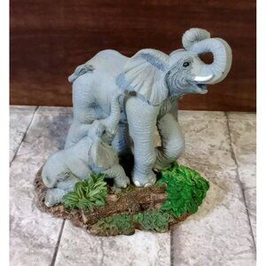 Vintage Mother Elaphant And Baby Figure Statue 4" Nice